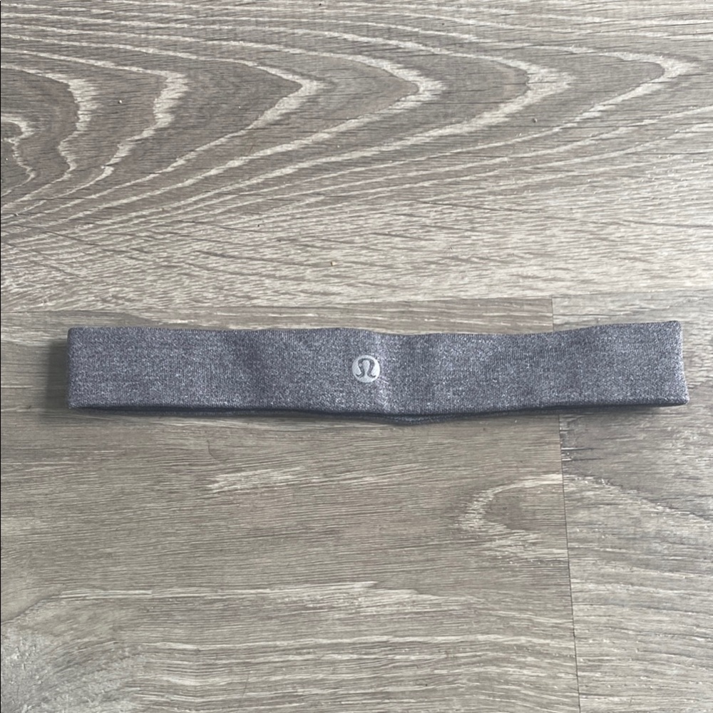 Lululemon Athletica Gray Hairband Sporty and Functional
